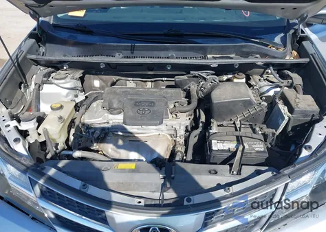 2014 Toyota Rav4 Xle z USA, uszkodzony, nr VIN 2T3WFREV1EW129045